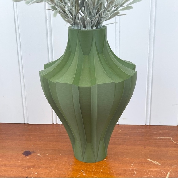 Modern 3D Printed Vase, The Novak Vase, Flower Vase, Dried Flowers - Picture 2 of 8